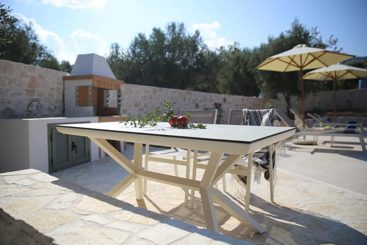 Unity Villa Andipáta